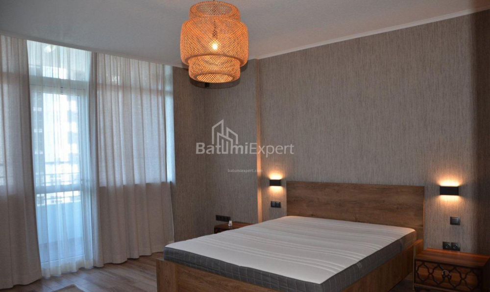 آپارتمان 82 متر مربع - نیکو پیروسمانی, Batumi, گرجستان