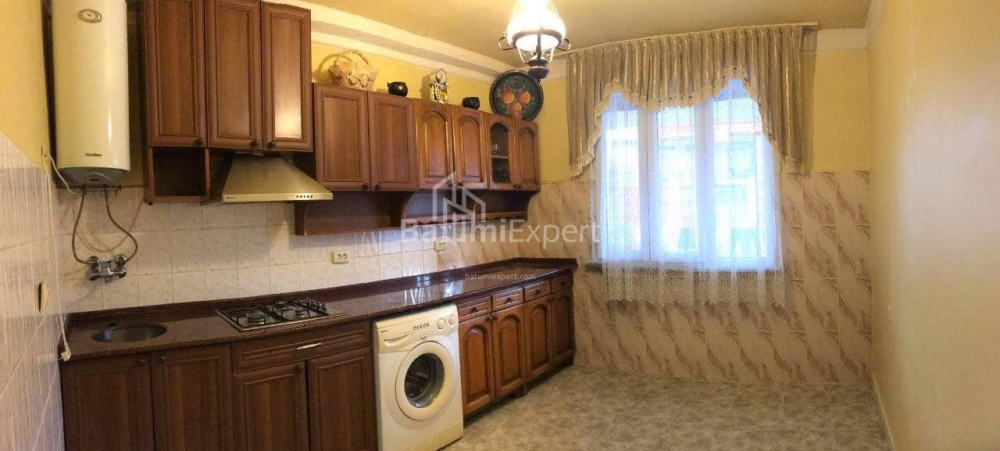 آپارتمان 90 متر مربع - یوریوسکایا, Batumi, گرجستان