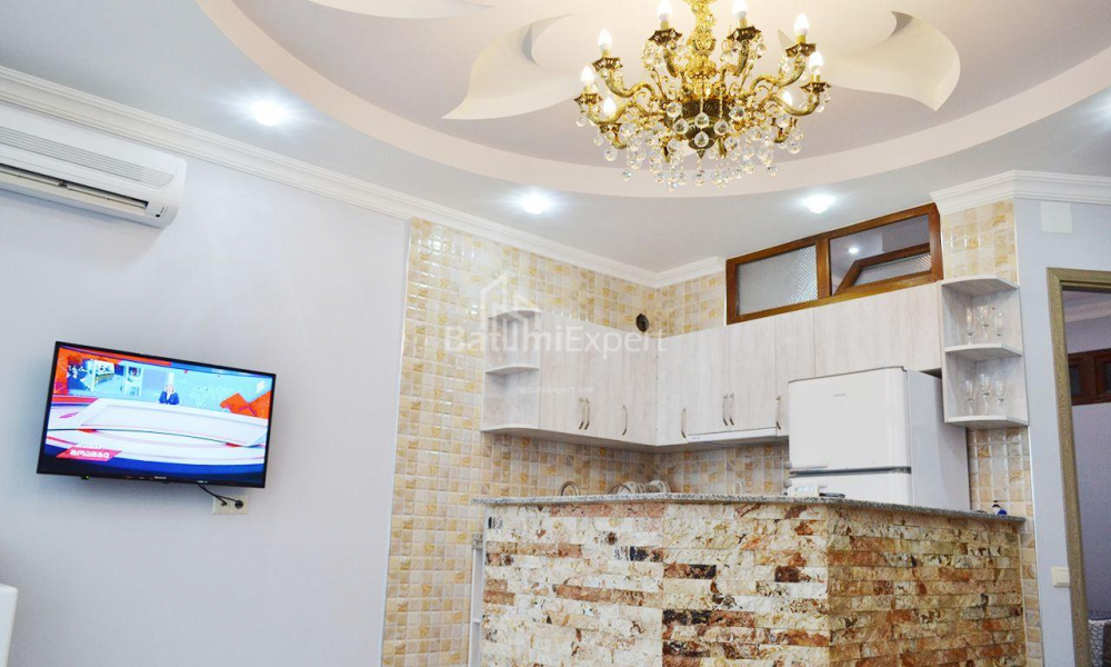 آپارتمان 60 متر مربع - الکساندرا پوشکین, Batumi, گرجستان