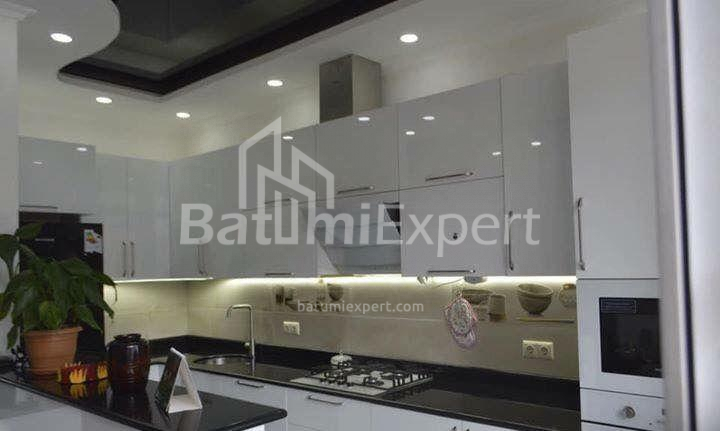 آپارتمان 80 متر مربع - ایلیا چاوچاوادزه, Batumi, گرجستان