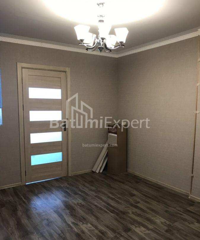 آپارتمان 39 متر مربع - یوسف کوبالادزه, Batumi, گرجستان