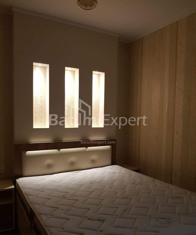 آپارتمان 43 متر مربع - زورابا گورگیلادزه, Batumi, گرجستان