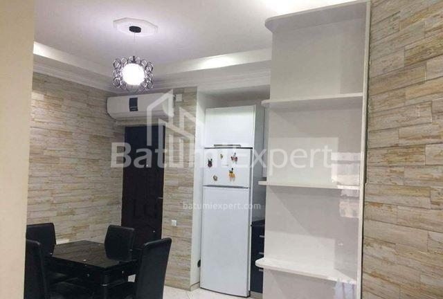 آپارتمان 70 متر مربع - کلانتر خیمشیاشویلی, Batumi, گرجستان