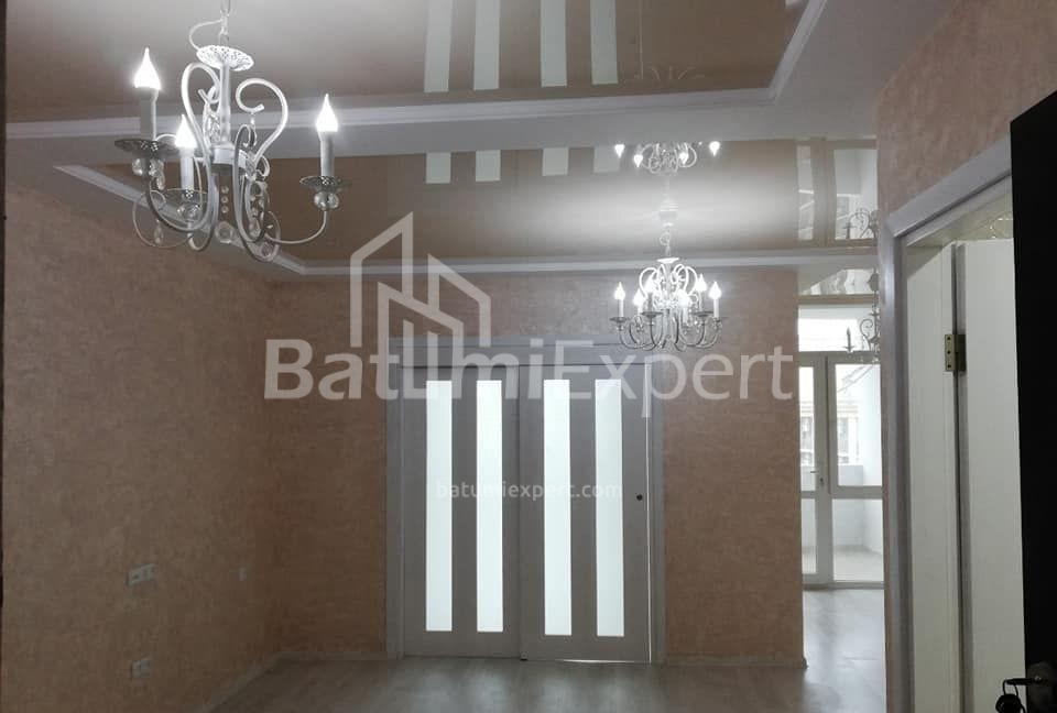 آپارتمان 47 متر مربع - یوسف کوبالادزه, Batumi, گرجستان