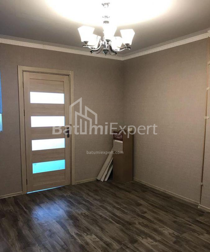 آپارتمان 39 متر مربع - یوسف کوبالادزه, Batumi, گرجستان