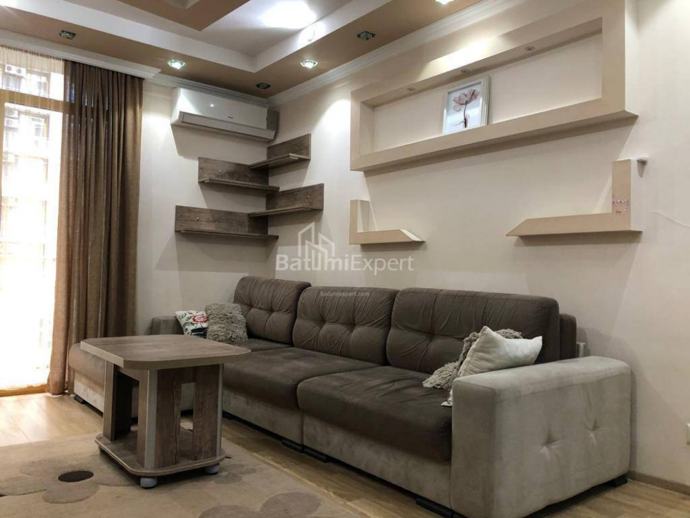 آپارتمان 57 متر مربع - یوسف کوبالادزه, Batumi, گرجستان