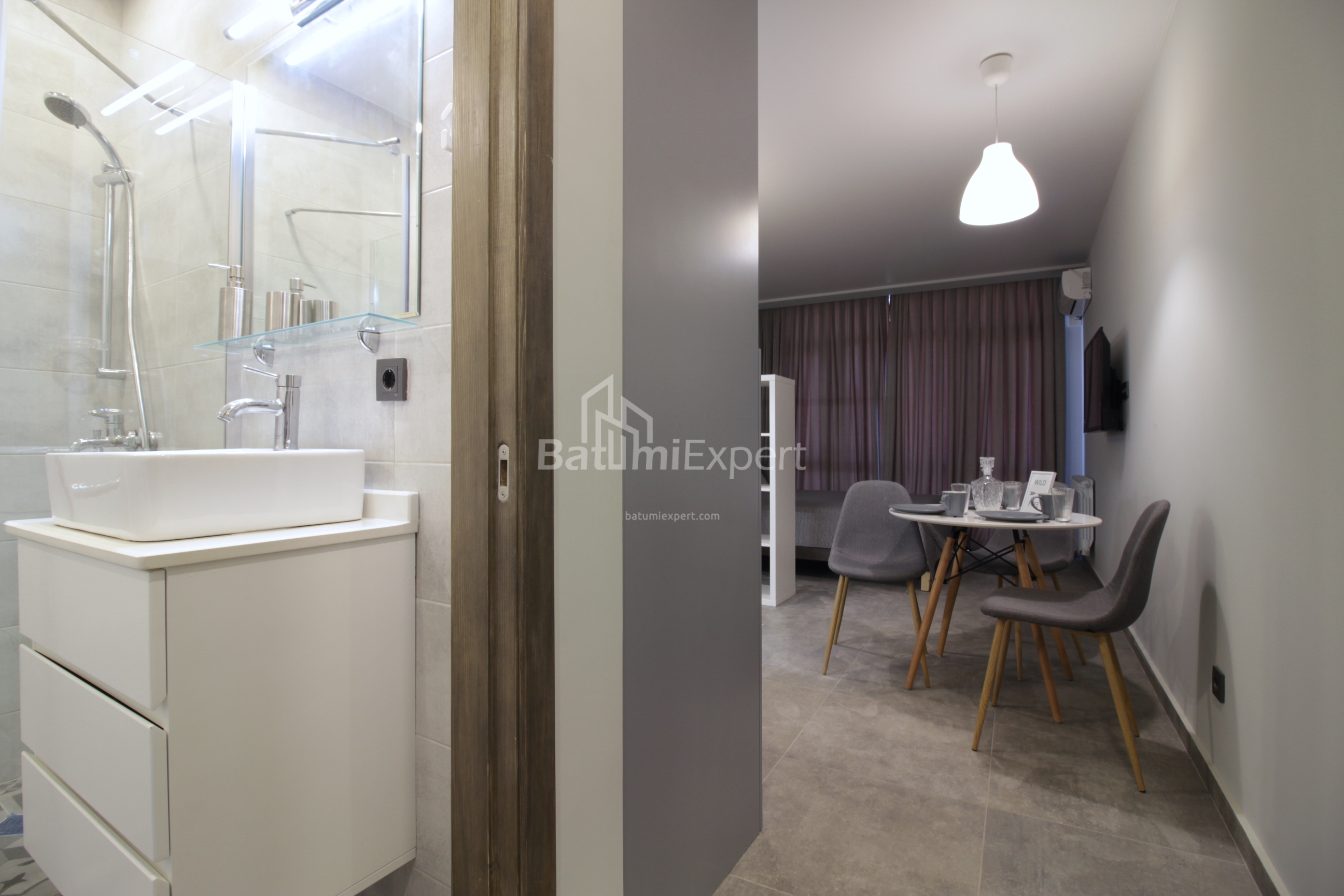 آپارتمان 33 متر مربع - زورابا گورگیلادزه, Batumi, گرجستان