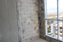 شی در حال ساخت 70.5 متر مربع - لخ و ماریا کاچینسکی, Batumi, گرجستان