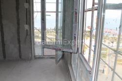 شی در حال ساخت 55.8 متر مربع - لخ و ماریا کاچینسکی, Batumi, گرجستان