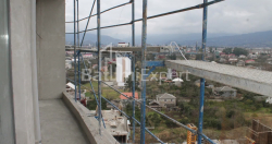 شی در حال ساخت 35 متر مربع - لخ و ماریا کاچینسکی, Batumi, گرجستان
