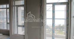 شی در حال ساخت 55.7 متر مربع - لخ و ماریا کاچینسکی, Batumi, گرجستان