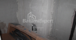 شی در حال ساخت 55.7 متر مربع - لخ و ماریا کاچینسکی, Batumi, گرجستان