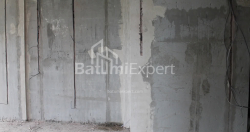 شی در حال ساخت 55.7 متر مربع - لخ و ماریا کاچینسکی, Batumi, گرجستان