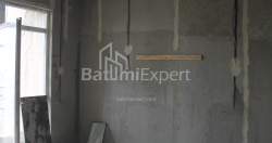 شی در حال ساخت 30.7 متر مربع - لخ و ماریا کاچینسکی, Batumi, گرجستان