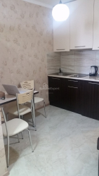 آپارتمان 28 متر مربع - یوسف کوبالادزه, Batumi, گرجستان