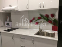 آپارتمان 1-комн 38 m² - کلانتر خیمشیاشویلی, Batumi