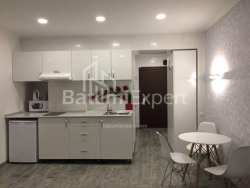 آپارتمان 1-комн 38 m² - کلانتر خیمشیاشویلی, Batumi