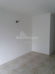 آپارتمان 1-комн 27 m² - کلانتر خیمشیاشویلی, Batumi