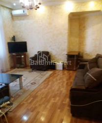 آپارتمان 3-комн 100 m² - کلانتر خیمشیاشویلی, Batumi