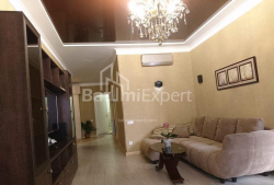 آپارتمان 90 متر مربع - نیکو پیروسمانی, Batumi, گرجستان