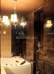 آپارتمان 4-комн 130 m² - کلانتر خیمشیاشویلی, Batumi