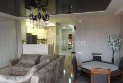 آپارتمان 4-комн 112 m² - کلانتر خیمشیاشویلی, Batumi