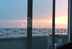 آپارتمان 2-комн 55 m² - کلانتر خیمشیاشویلی, Batumi
