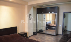 آپارتمان 84 متر مربع - ایلیا چاوچاوادزه, Batumi, گرجستان