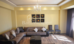 آپارتمان 84 متر مربع - ایلیا چاوچاوادزه, Batumi, گرجستان