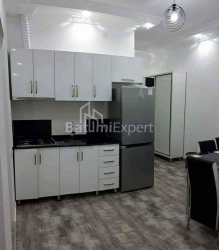 آپارتمان 3-комн 60 m² - یوریوسکایا, Batumi