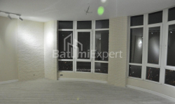 آپارتمان 4-комн 106 m² - ایوان جاواخیشویلی, Batumi