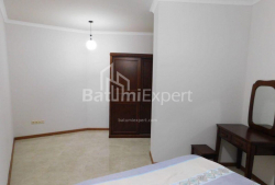 آپارتمان 90 متر مربع - زورابا گورگیلادزه, Batumi, گرجستان