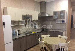 آپارتمان 3-комн 122 m² - زورابا گورگیلادزه, Batumi