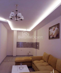 آپارتمان 2-комн 56 m² - الکساندرا پوشکین, Batumi