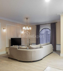 آپارتمان 4-комн 140 m² - یوریوسکایا, Batumi