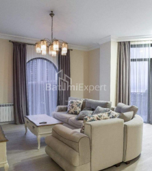 آپارتمان 4-комн 140 m² - یوریوسکایا, Batumi