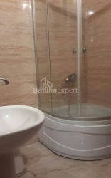 آپارتمان 1-комн 27 m² - کلانتر خیمشیاشویلی, Batumi