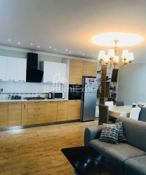 آپارتمان 4-комн 147 m² - کلانتر خیمشیاشویلی, Batumi