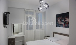 آپارتمان 2-комн 47 m² - زورابا گورگیلادزه, Batumi
