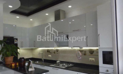 آپارتمان 3-комн 80 m² - ایلیا چاوچاوادزه, Batumi