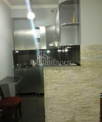 آپارتمان 2-комн 55 m² - کلانتر خیمشیاشویلی, Batumi