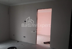 آپارتمان 2-комн 45 m² - پترا باگریونی, Batumi