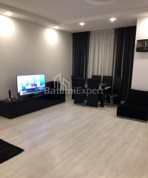 آپارتمان 2-комн 90 m² - واختنگ گرگاسالی, Batumi