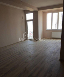 آپارتمان 3-комн 93 m² - نیکو پیروسمانی, Batumi