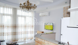 آپارتمان 3-комн 60 m² - الکساندرا پوشکین, Batumi