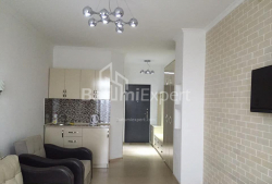 آپارتمان 1-комн 35 m² - نیکو پیروسمانی, Batumi