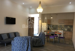 آپارتمان 3-комн 85 m² - زورابا گورگیلادزه, Batumi