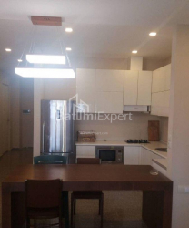 آپارتمان 3-комн 92 m² - زورابا گورگیلادزه, Batumi
