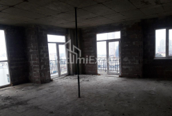 آپارتمان 3-комн 69 m² - پترا باگریونی, Batumi