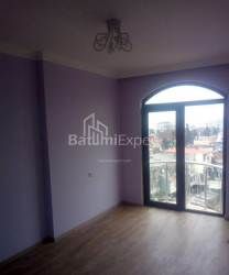 آپارتمان 73 متر مربع - ایلیا چاوچاوادزه, Batumi, گرجستان